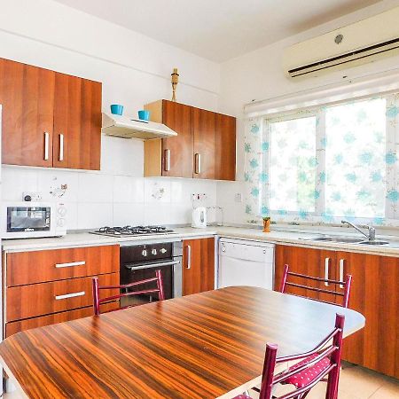 Rix Apartments Kyrenia  Extérieur photo