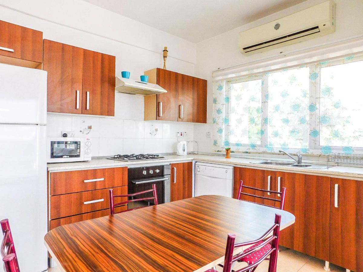 Rix Apartments Kyrenia  Extérieur photo
